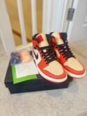 Air Jordan 1 Retro SE Mid Team Orange UK 7.5 Excellent Condition Worn Twice