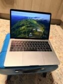 Apple MacBook Air 13-inch 128GB SSD, Intel Core I5, 1.80 GHz, 8GB RAM