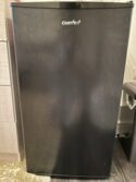 Comfee mini refrigerator