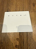 Huawei B311 2020 CAT 4 4G/ LTE 150 Mbps Mobile Wi-Fi Router (Unlocked) - White